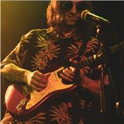 Profesor de musica con orientacion en guitarra